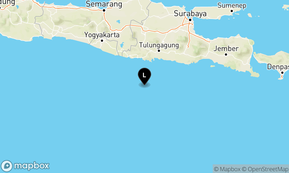 Peta Gempa Pusat gempa berada di laut 103 km Tenggara Pacitan