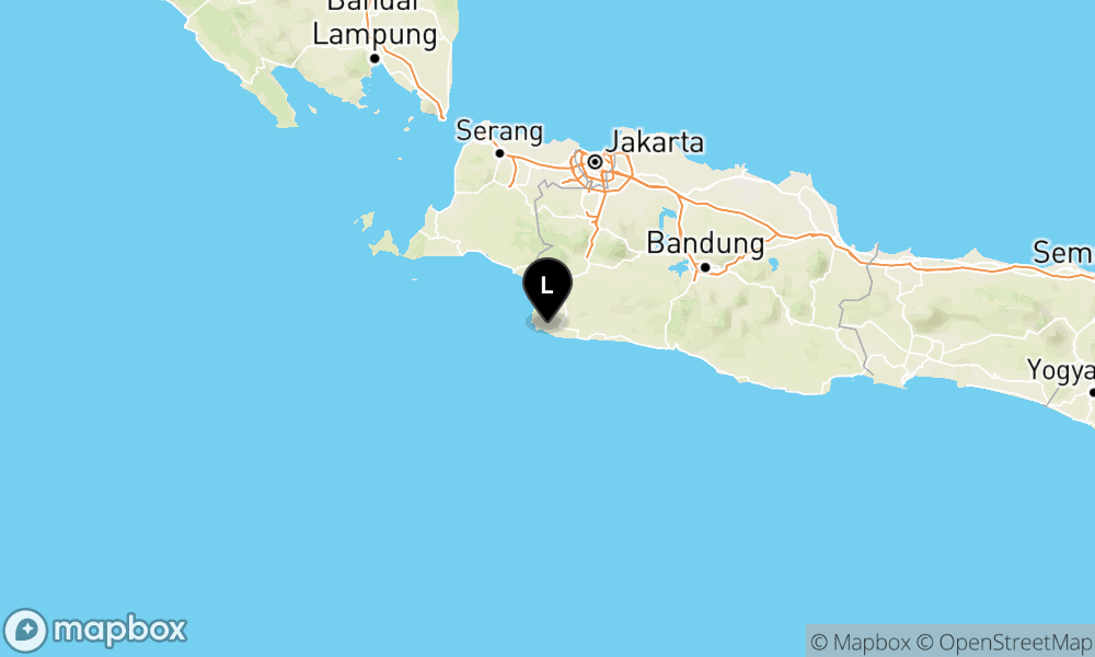Peta Gempa Pusat gempa berada di darat 40 km BaratDaya Kab-Sukabumi