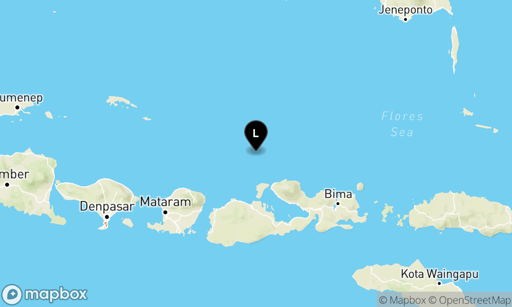Peta Gempa Pusat gempa berada di laut 88 km timur laut Sumbawa