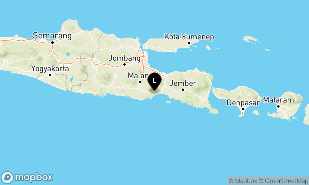 Peta Gempa Pusat gempa berada di darat 28 km BaratDaya Lumajang