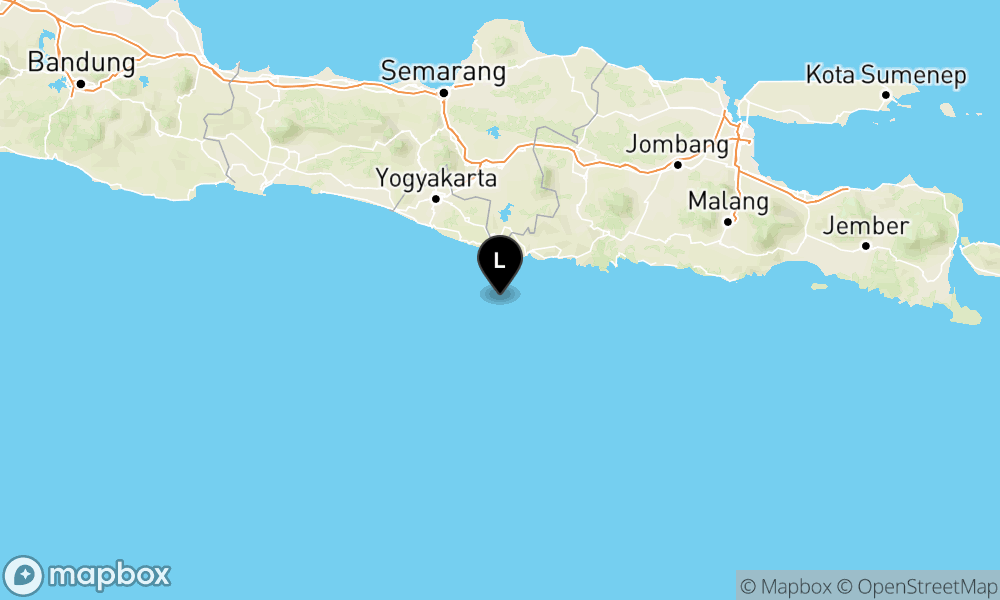 Peta Gempa Pusat gempa berada di laut 52 km BaratDaya Pacitan