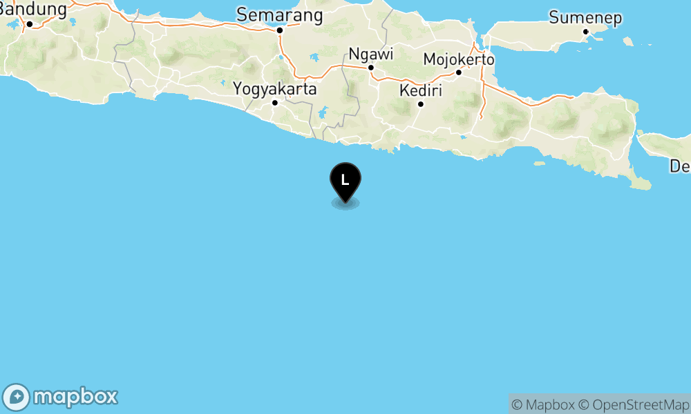 Peta Gempa Pusat gempa berada di laut 86 km tenggara Pacitan