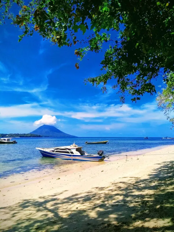 sulawesi-utara-bunaken