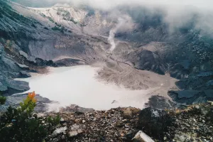 Gunung Tangkuban Perahu