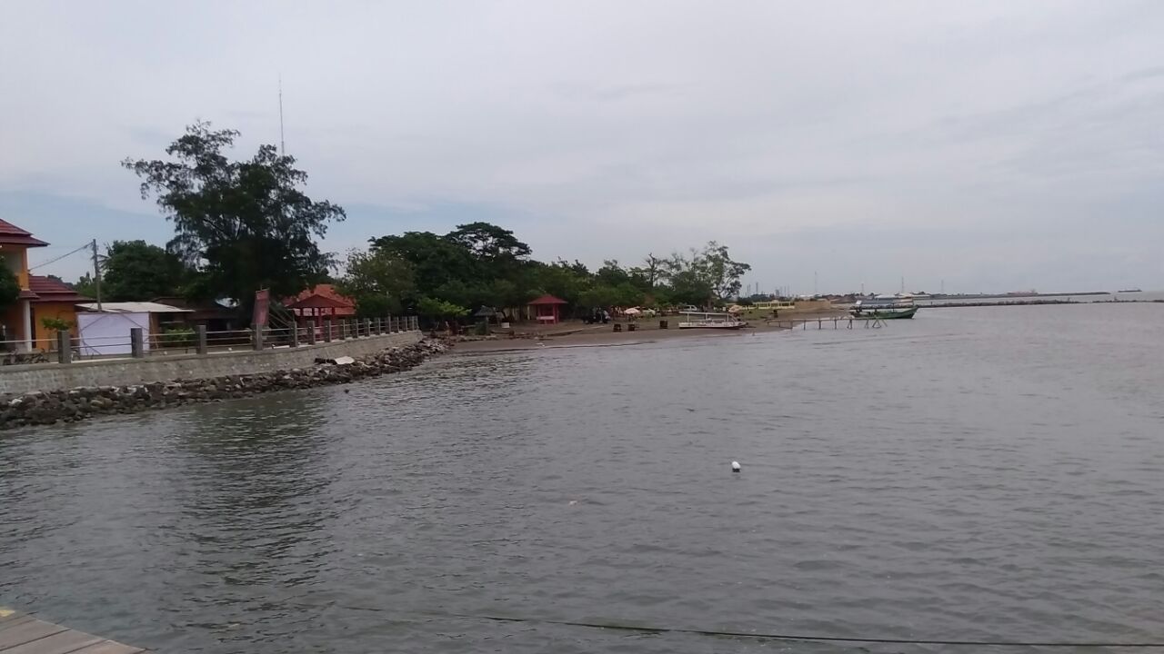 Pantai Tirtamaya