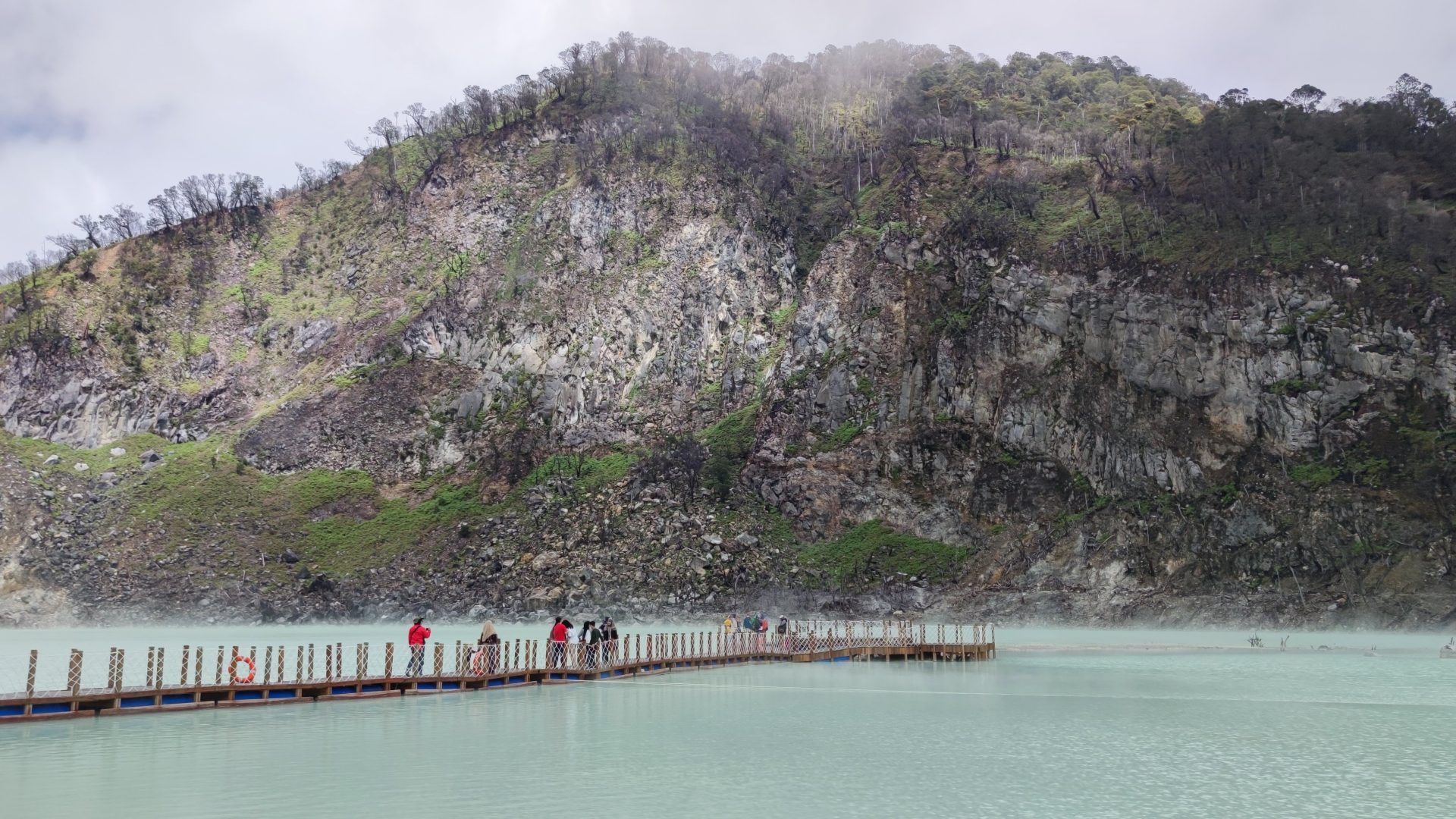 Kawah Putih