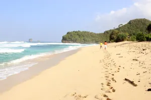 Goa Cina Beach