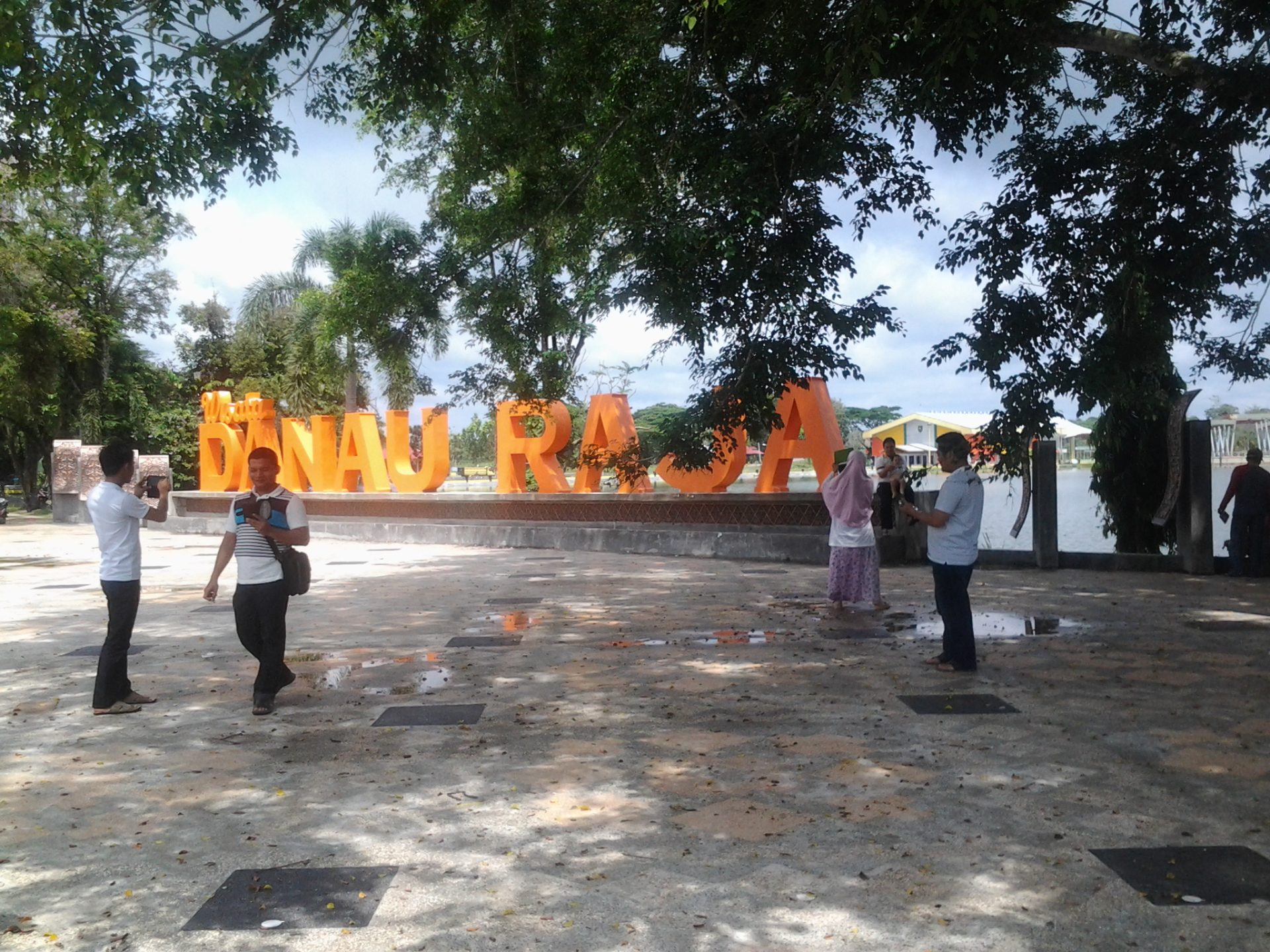Danau Raja