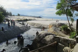 Pantai Matras