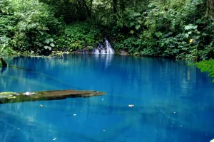 Danau Kaco