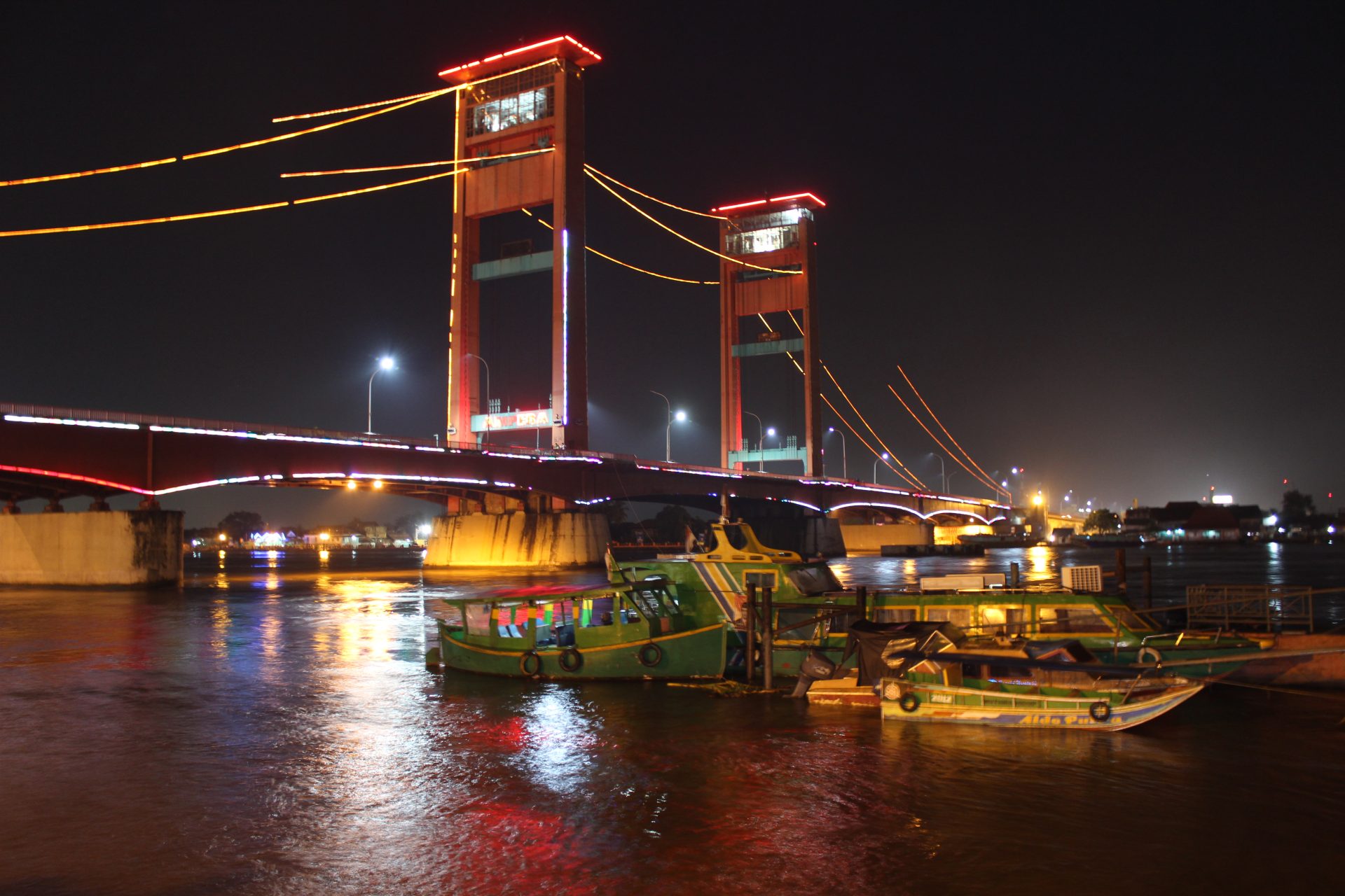 Jembatan Ampera