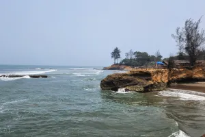 Pantai Sungai Suci