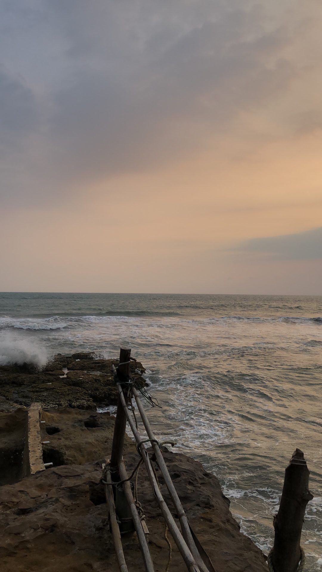 Pantai Sungai Suci