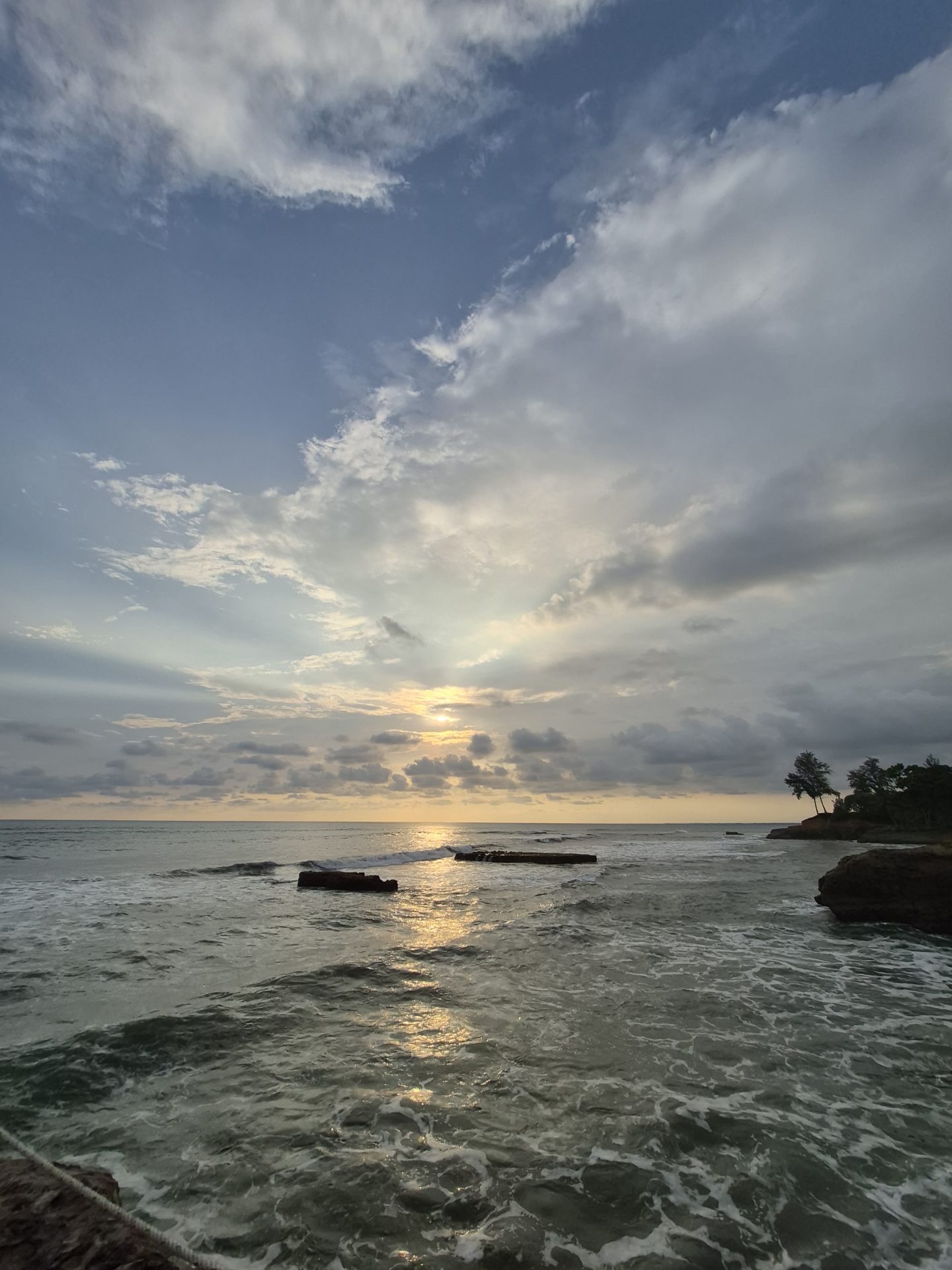 Pantai Sungai Suci