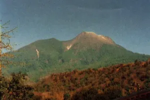 Gunung Egon