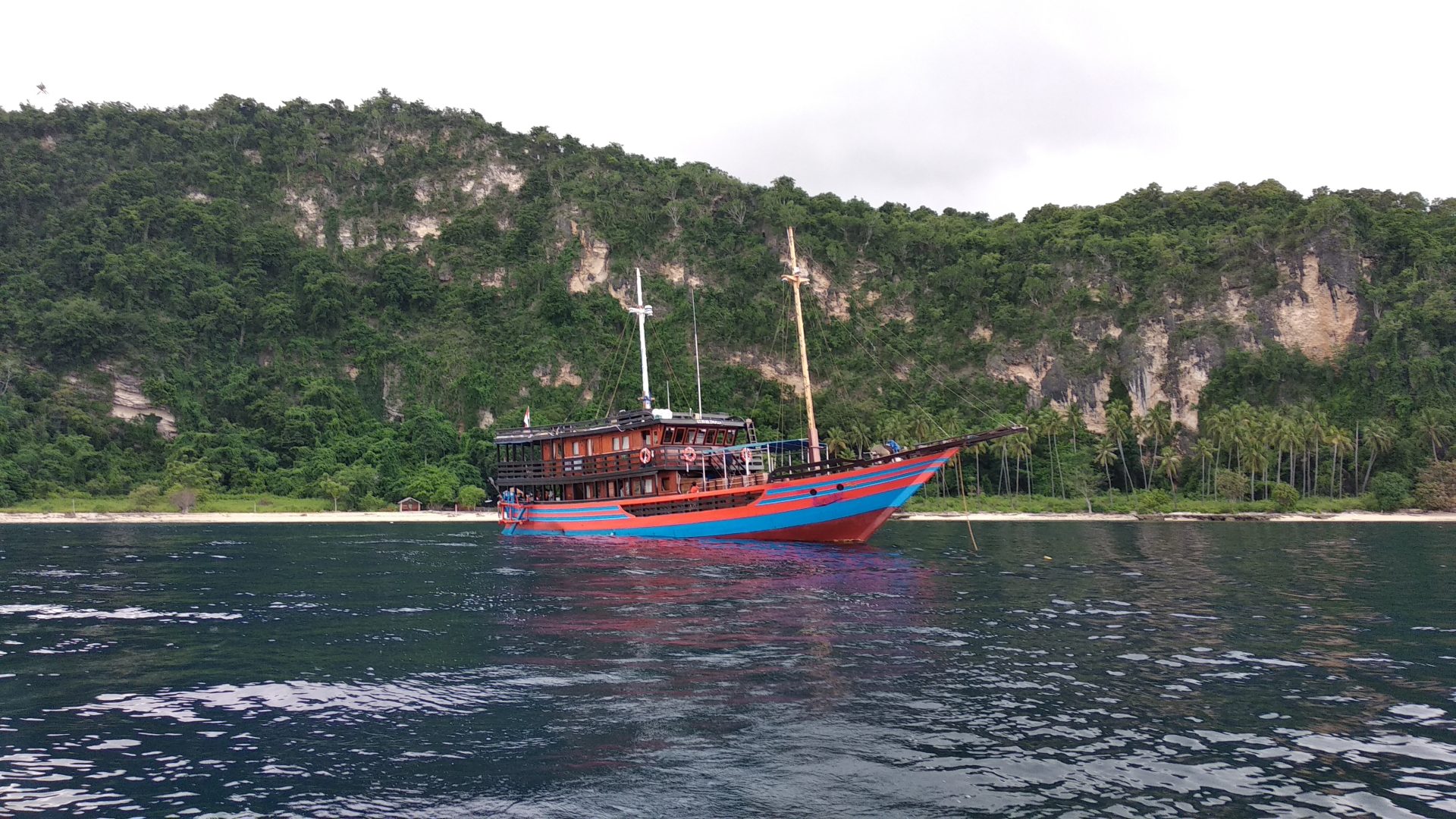Pantai Biluhu