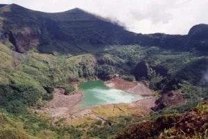 Gunung Awu