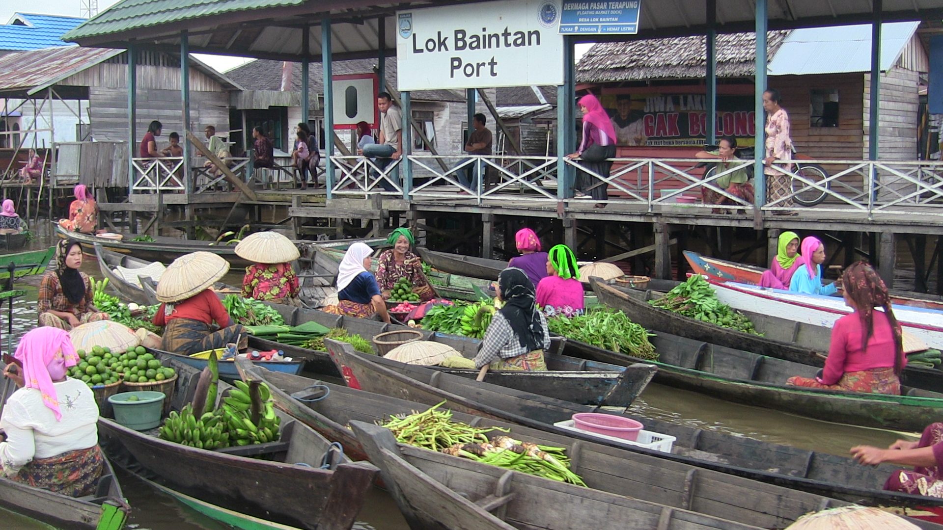 Pasar Terapung Lok Baintan