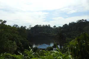Danau Aco