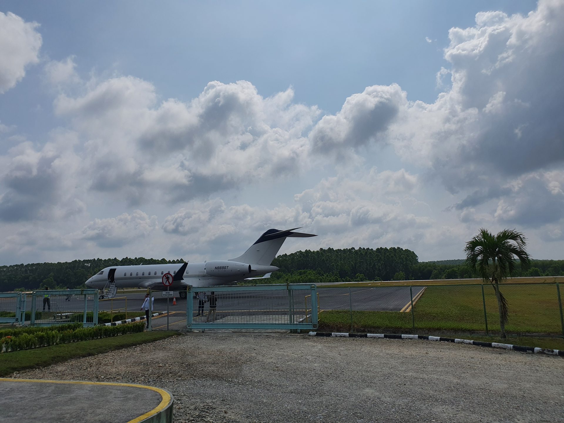 Sultan Syarif Haroen Setia Negara Airport — Gallery