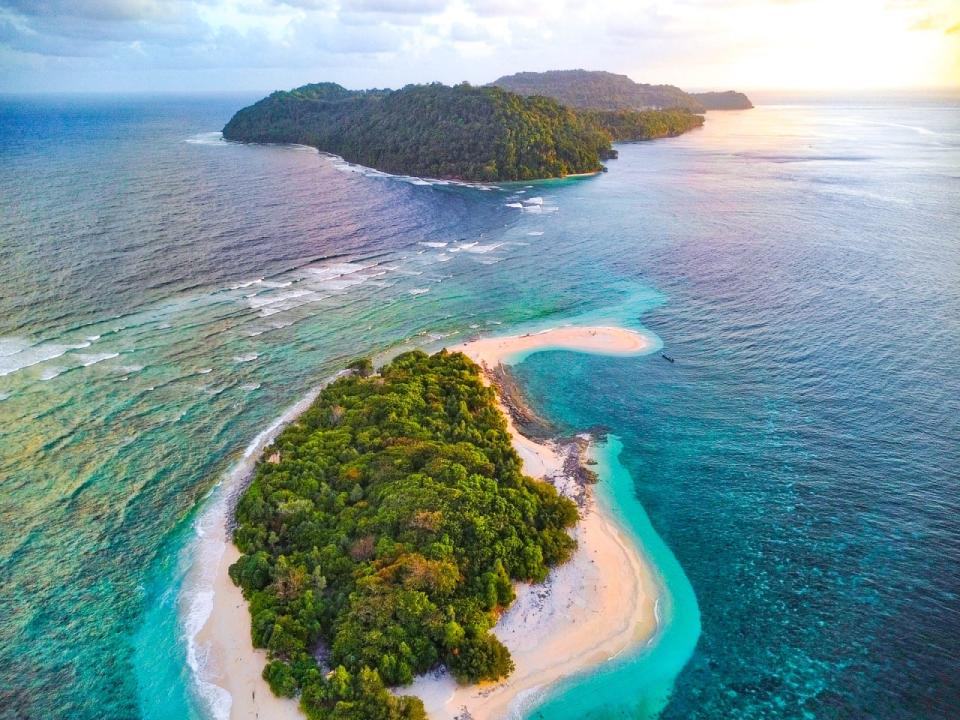 Open Trip Banda Neira 5D4N via PELNI