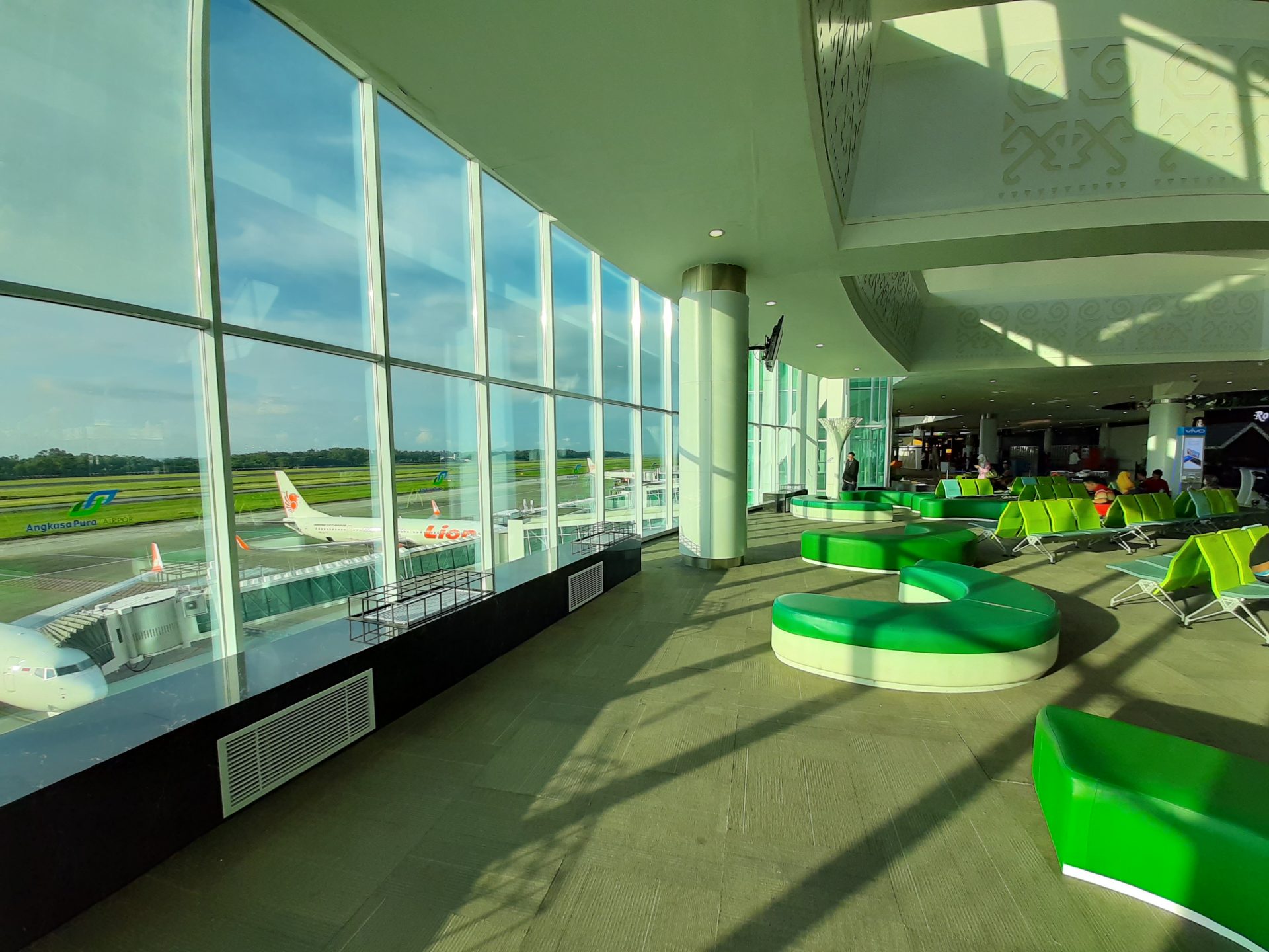 Bandara Sultan Aji Muhammad Sulaiman Sepinggan — Galeri