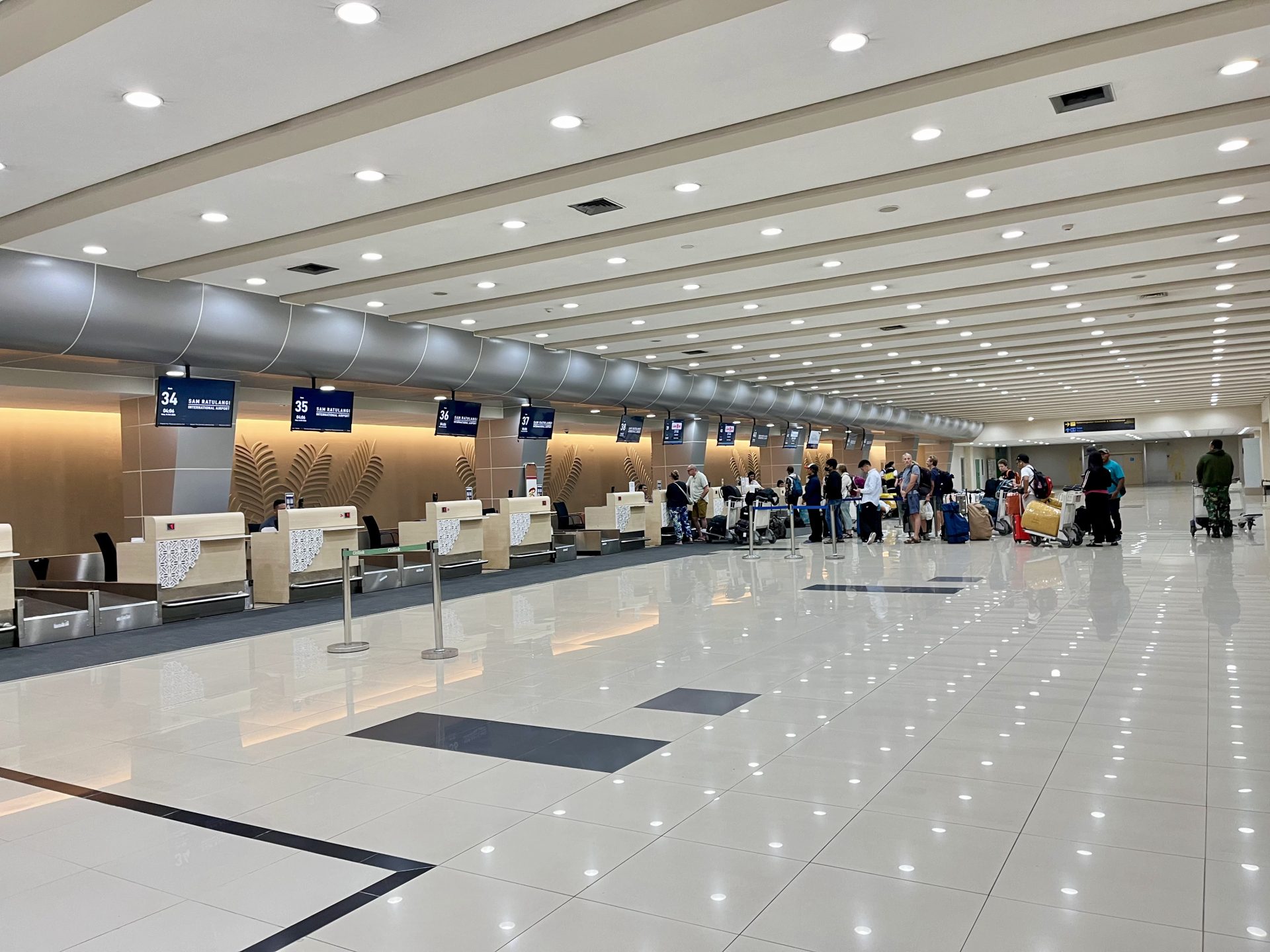 Sam Ratulangi International Airport — Gallery