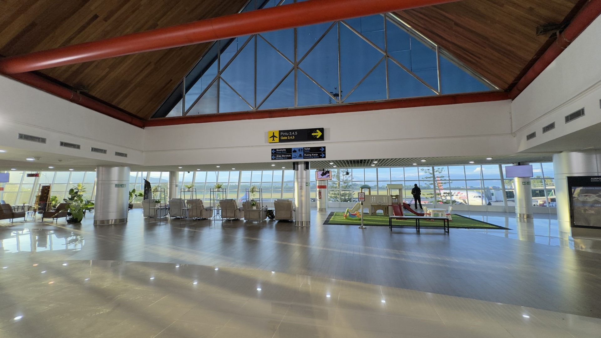 Pattimura International Airport — Gallery