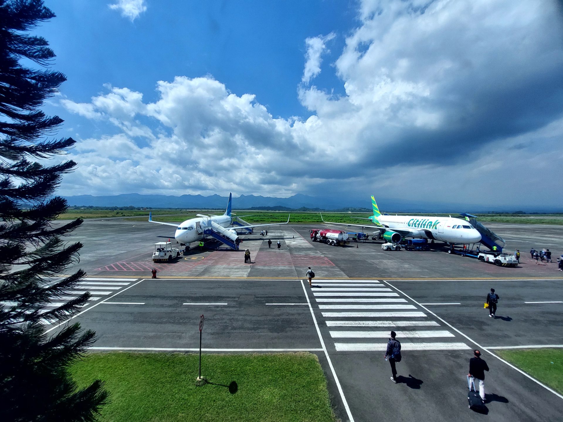 Bandara Abdul Rachman Saleh — Galeri