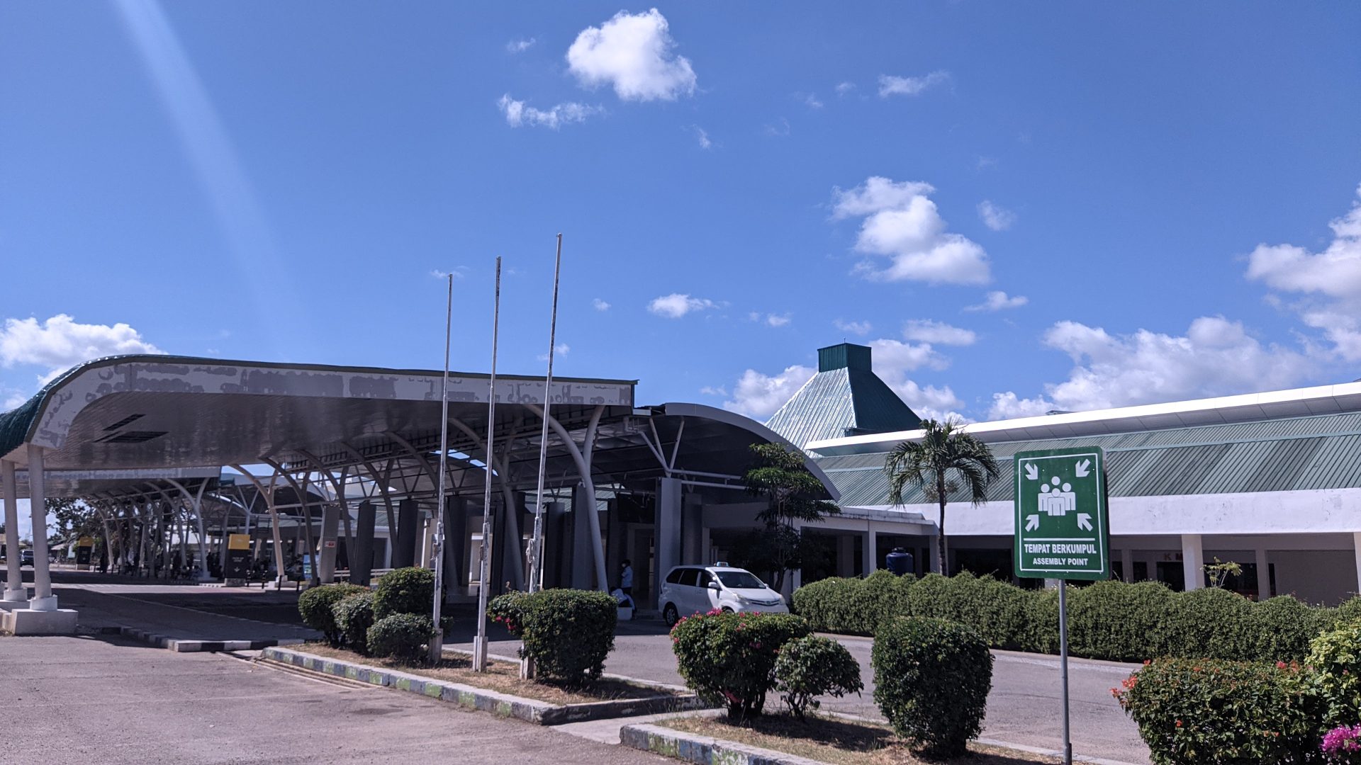 Bandara El Tari — Galeri