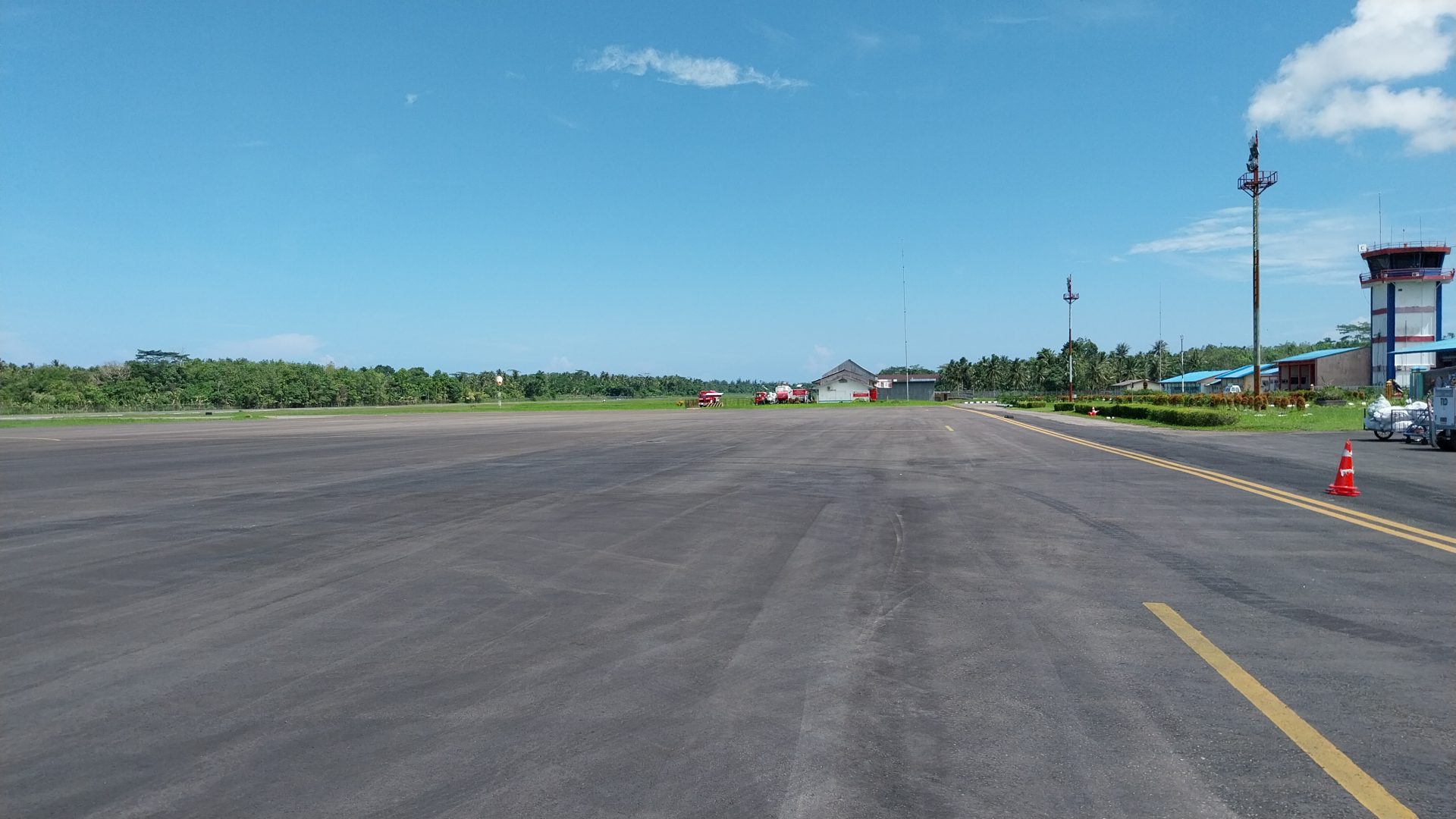 Bandara Binaka — Galeri