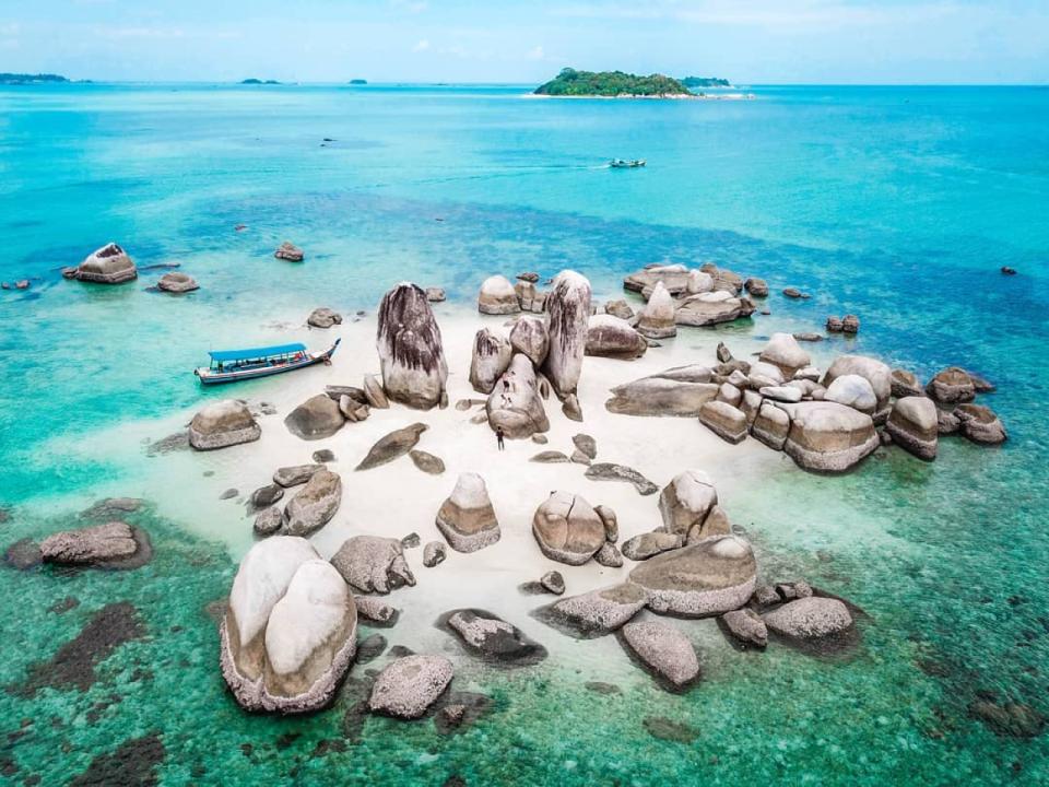 Paket Wisata Belitung Tanpa Hotel Reguler 3D2N