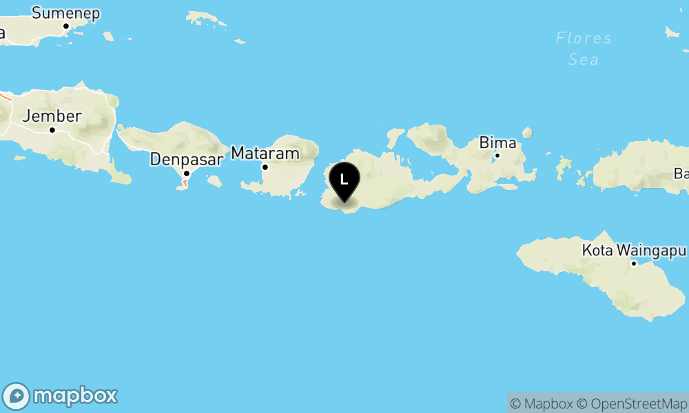 Peta Gempa Pusat gempa berada di darat 33 km Tenggara Sumbawa Barat